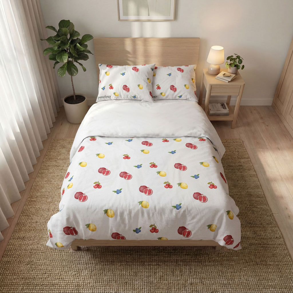 Fruit Duvet Cover Set — Watercolor Fruit Pattern (3-Piece)